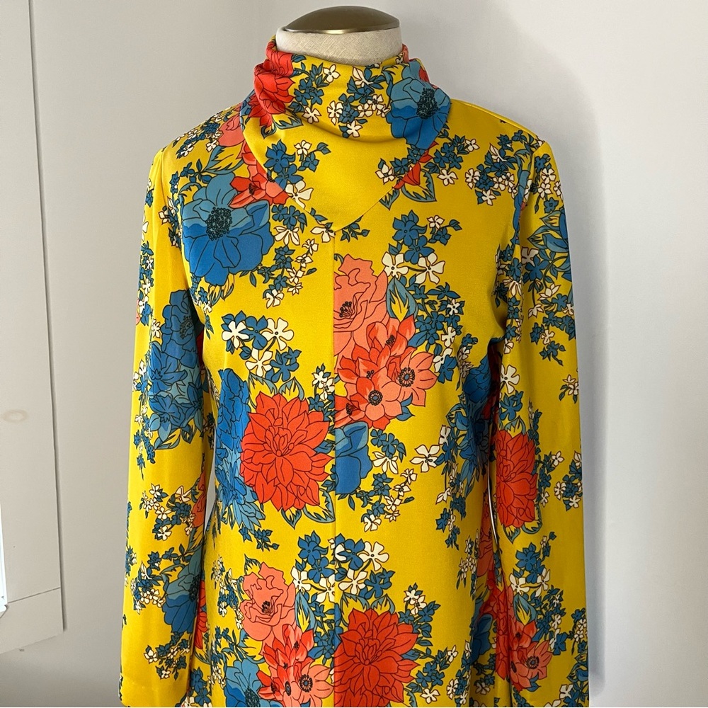 Floral Yellow Dress - Picture 12 of 12